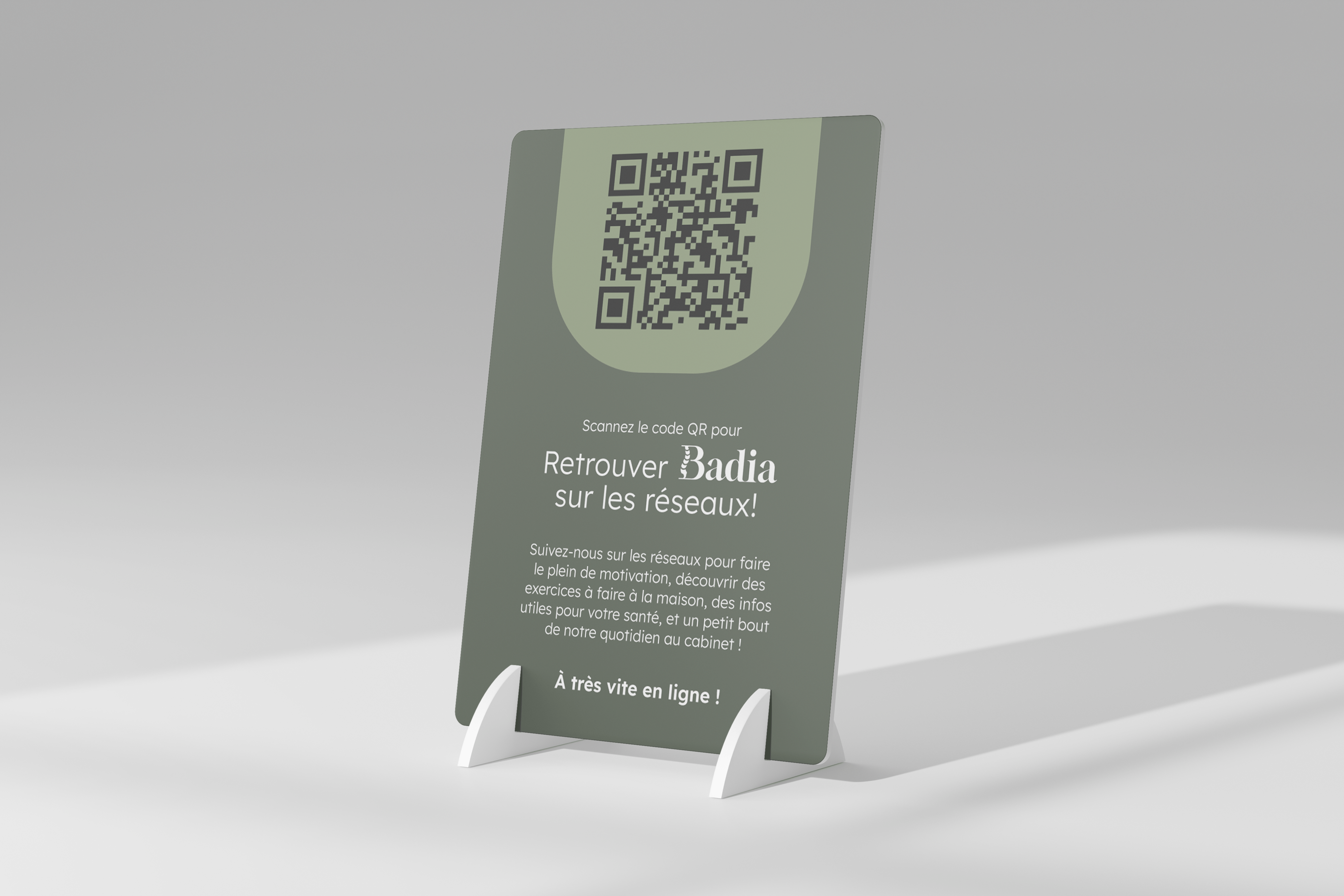 Elements of stationery: design of support to receive reviews on social networks